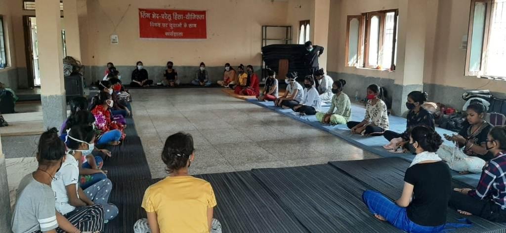 Gender-workshop-with-youth